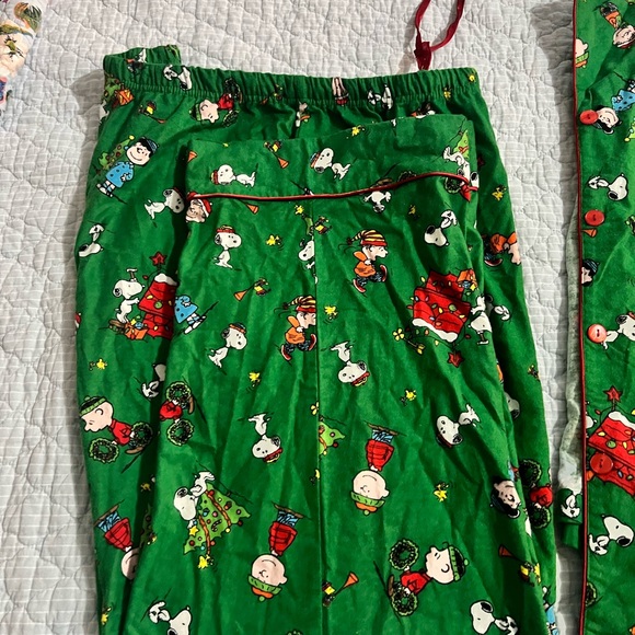 Peanuts Christmas Pajamas - Picture 3 of 6